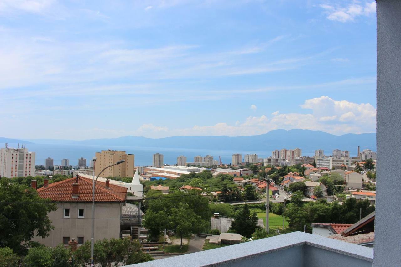 Blue Moon Apartments Fiume Esterno foto